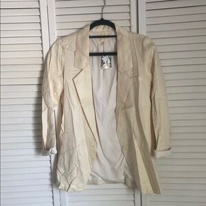 Elegant Cream Women's Blazer